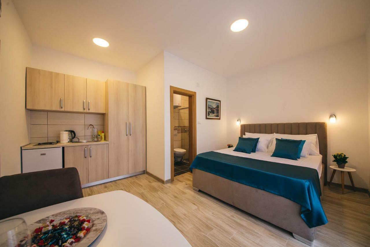 Apartments Vojislav Virpazar Exterior foto